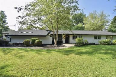 Main picture of 10795 Deerfield Rd
