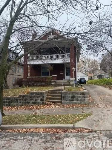Main picture of 4208 Mercier St