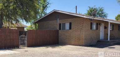 Main picture of 320 Cavaness Ave