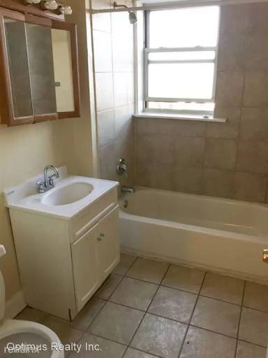 Main picture of 5315-25 W Washington 51-53 Lorel