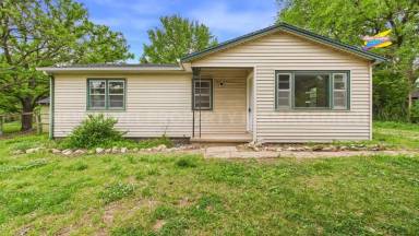 Main picture of 4704 SW 101st Ter