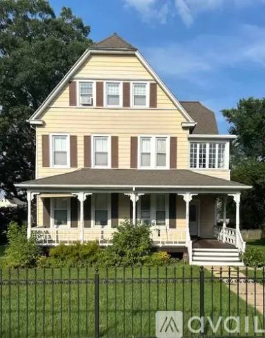 Main picture of 101 Newburg Ave