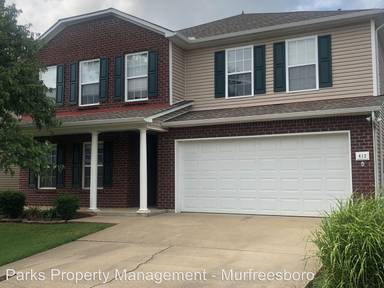 Main picture of 412 Creek Oak Dr