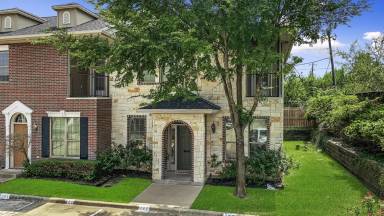 Main picture of 126 Forest Dr