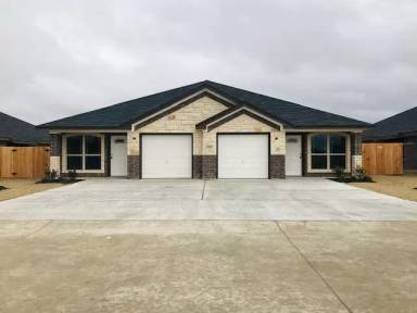 Main picture of 4302 Hunters Place Dr
