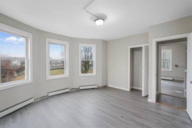 Main picture of 332 Hawkins St