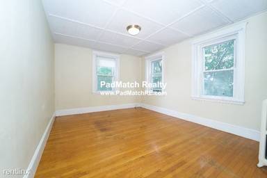 Main picture of 14 Russell St