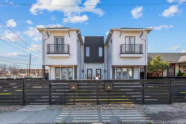 Main picture of 600 Melba St