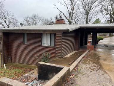Main picture of 28242 S Lovers Ln