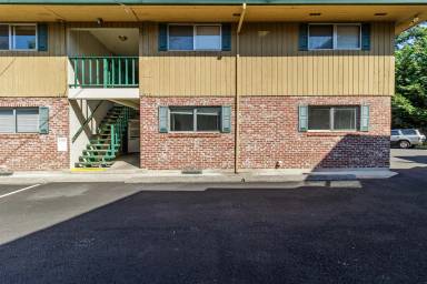 Main picture of 1416 E 1st Ave