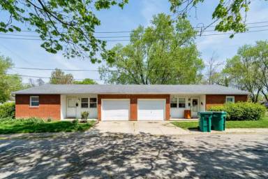 Main picture of 166 Lincoln St