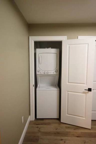 Main picture of 1493 E Emmaus Ave