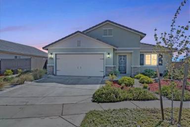 Main picture of 3595 Morning Glory St