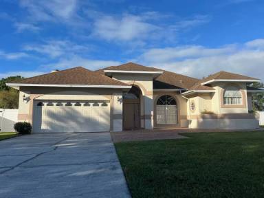 Main picture of 664 Wyckliffe Pl