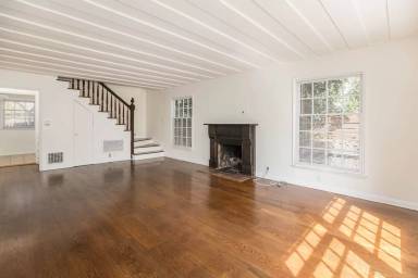 Main picture of 273 1/2 Beloit Ave