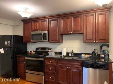 Main picture of 131 Orchard St