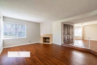 Main picture of 2221 Palm Cir