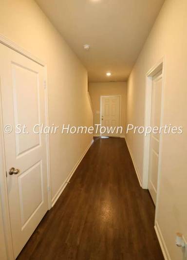 Main picture of 6370 Rainbow Row