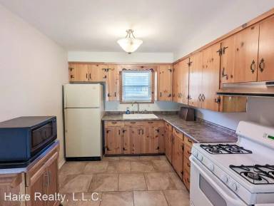 Main picture of 4213 Lark St