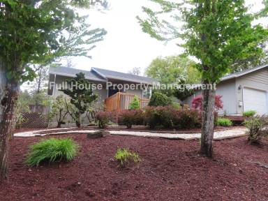 Main picture of 235 Coachman Dr