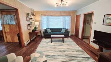 Main picture of 303 McCard Rd