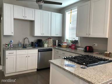 Main picture of 3145 N Kenmore Ave