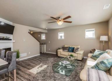 Main picture of 763 NE Macey Way