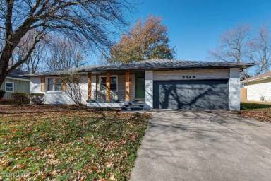 Main picture of 3315 South Ave