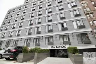 Main picture of 186 Lenox Rd