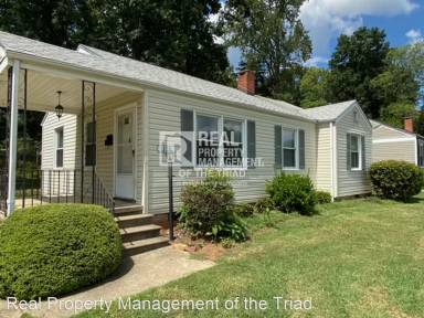 Main picture of 1105 N Elam Ave