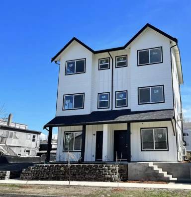 Main picture of 611 S Anderson St