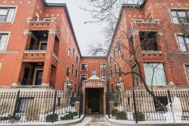 Main picture of 3720 N Sheffield Ave