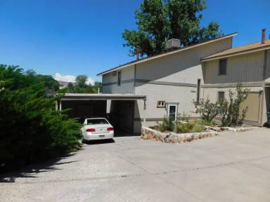 Main picture of 2422 1/2 Hidden Valley Dr