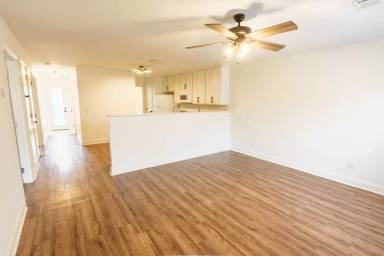 Main picture of 509 Geneva St