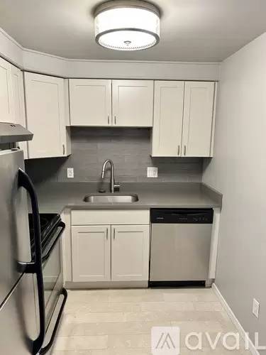 Main picture of 809 Oak St