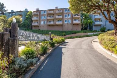 Main picture of 31 Anchorage Rd