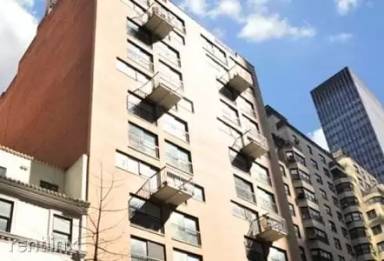 Main picture of 123 E 54th St