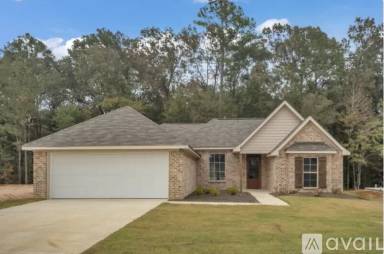 Main picture of 1008 Silver Cir