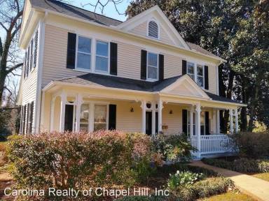 Main picture of 217 W Tryon St