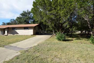 Main picture of 2222 Fuller Ln
