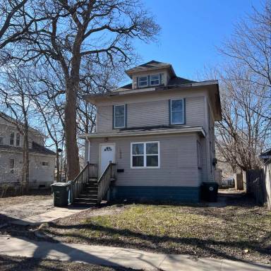 Main picture of 1025 Logan Ave