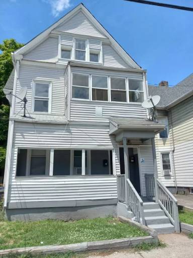 Main picture of 33 Cassius St
