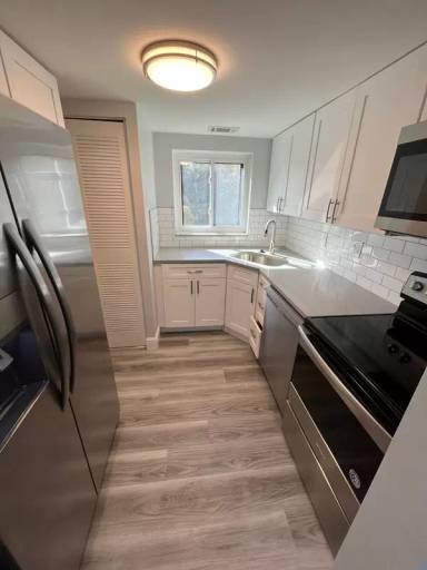Main picture of Richlowe Apartments