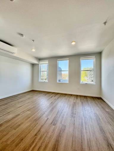 Main picture of 4750 N Albina Ave