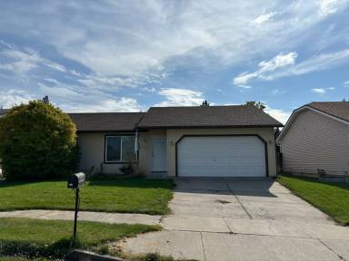 Main picture of 1002 E 2nd Ave