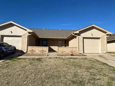 Main picture of 548 Scotland Ct
