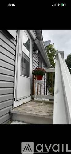 Main picture of 411 Washington St