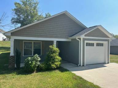 Main picture of 1220 El Paso St