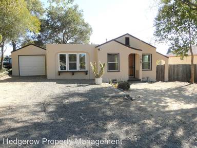 Main picture of 1067 Summit Ave