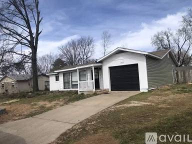 Main picture of 1525 Acorn Dr